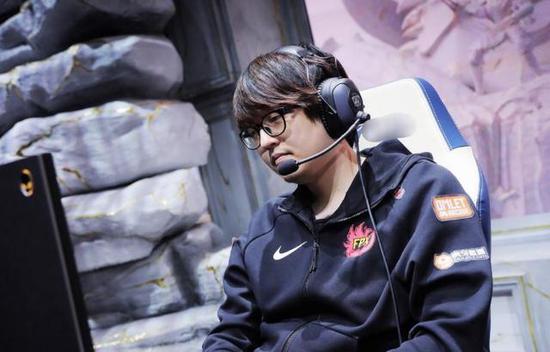 探索MOBA游戏中的丰厚福利活动